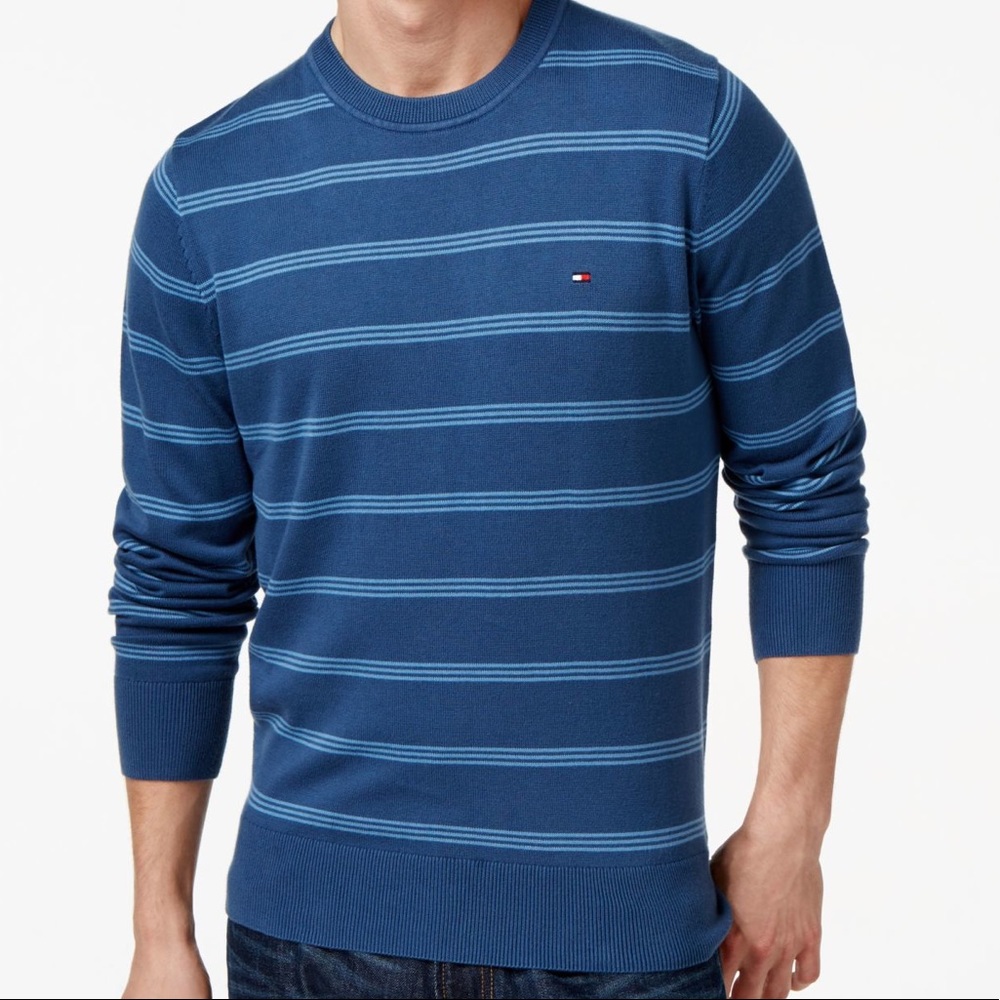 Tommy Hilfiger navy men sweater
